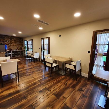 Albergue Casa Cuartel A Fonsagrada Екстер'єр фото